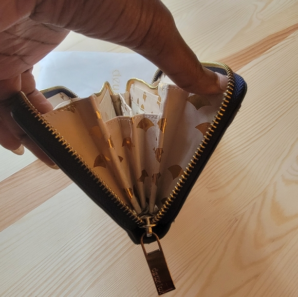 Deux Lux Wallet - Picture 2 of 15